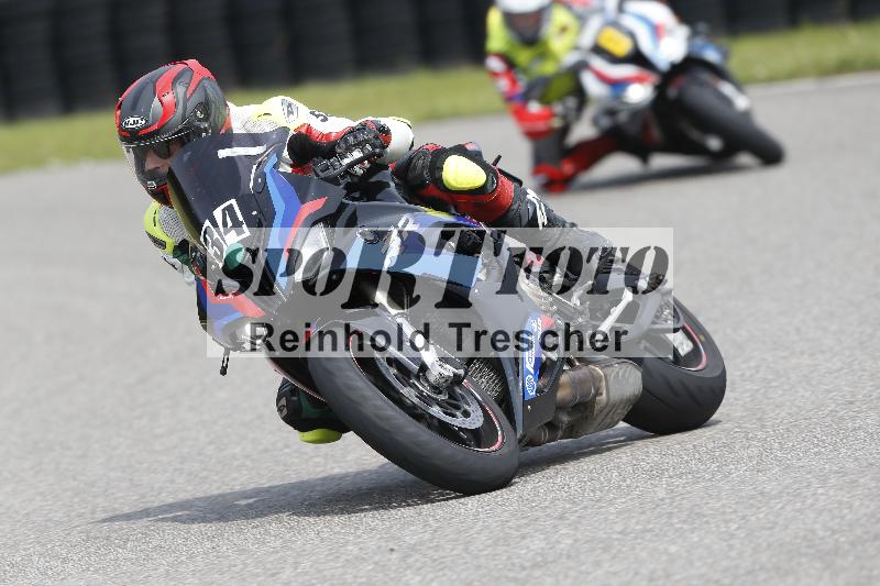 /25 10.06.2025 MaxRacing ADR/Gruppe gruen/34